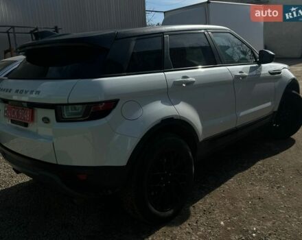 Білий Ленд Ровер Рендж Ровер Евок, об'ємом двигуна 2 л та пробігом 184 тис. км за 18780 $, фото 9 на Automoto.ua
