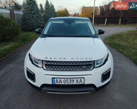 Белый Ленд Ровер Рендж Ровер Эвок, объемом двигателя 2.18 л и пробегом 82 тыс. км за 25300 $, фото 1 на Automoto.ua