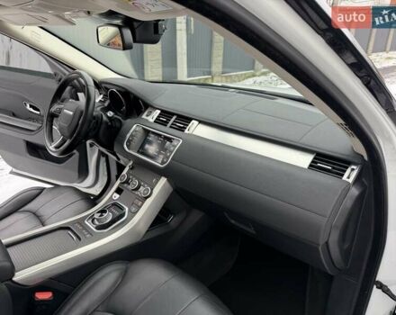 Белый Ленд Ровер Рендж Ровер Эвок, объемом двигателя 2.18 л и пробегом 83 тыс. км за 23000 $, фото 15 на Automoto.ua