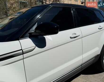 Білий Ленд Ровер Рендж Ровер Евок, об'ємом двигуна 2 л та пробігом 124 тис. км за 20500 $, фото 4 на Automoto.ua