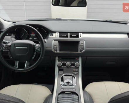 Білий Ленд Ровер Рендж Ровер Евок, об'ємом двигуна 2 л та пробігом 165 тис. км за 15400 $, фото 15 на Automoto.ua