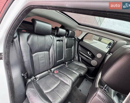 Белый Ленд Ровер Рендж Ровер Эвок, объемом двигателя 2 л и пробегом 179 тыс. км за 24700 $, фото 27 на Automoto.ua