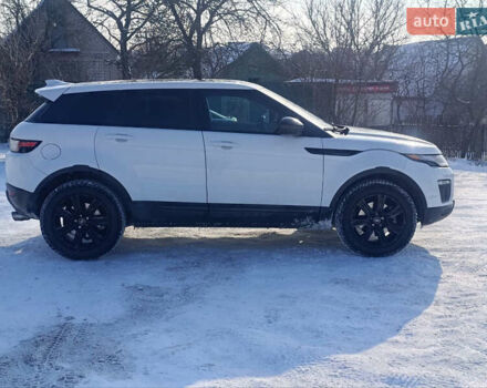 Белый Ленд Ровер Рендж Ровер Эвок, объемом двигателя 2 л и пробегом 87 тыс. км за 22900 $, фото 2 на Automoto.ua