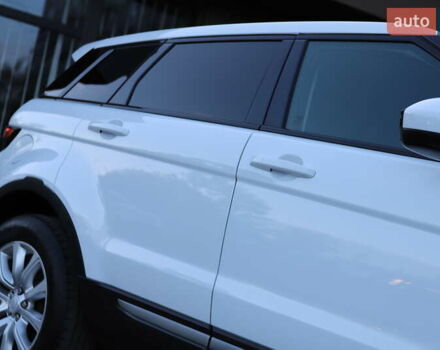 Білий Ленд Ровер Рендж Ровер Евок, об'ємом двигуна 2.2 л та пробігом 94 тис. км за 23899 $, фото 37 на Automoto.ua