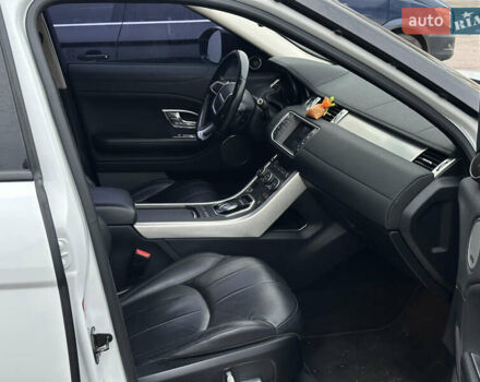 Белый Ленд Ровер Рендж Ровер Эвок, объемом двигателя 2 л и пробегом 130 тыс. км за 21900 $, фото 15 на Automoto.ua