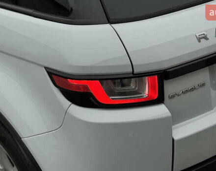 Білий Ленд Ровер Рендж Ровер Евок, об'ємом двигуна 2 л та пробігом 165 тис. км за 15400 $, фото 7 на Automoto.ua