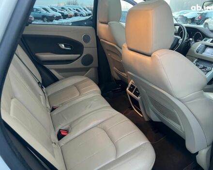 Белый Ленд Ровер Рендж Ровер Эвок, объемом двигателя 2 л и пробегом 68 тыс. км за 23490 $, фото 30 на Automoto.ua