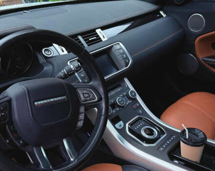 Білий Ленд Ровер Рендж Ровер Евок, об'ємом двигуна 2 л та пробігом 122 тис. км за 26999 $, фото 29 на Automoto.ua