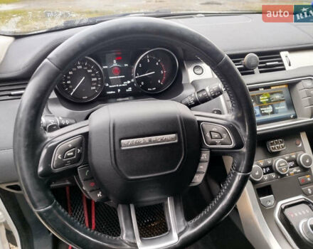 Ленд Ровер Рендж Ровер Эвок 2016 в Рожнятове на Automoto.ua Белый Ленд Ровер Рендж Ровер Эвок, объемом двигателя 2.2 л и пробегом 100 тыс. км за 28500 $, фото 10 на Automoto.ua