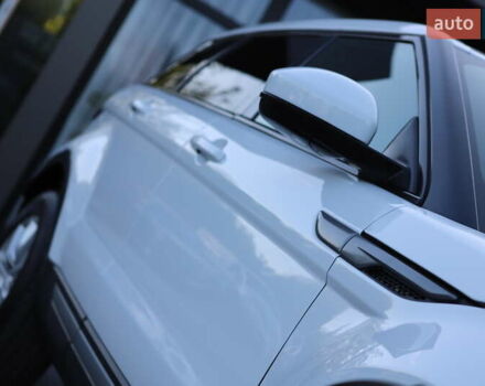 Білий Ленд Ровер Рендж Ровер Евок, об'ємом двигуна 2.2 л та пробігом 94 тис. км за 23899 $, фото 28 на Automoto.ua