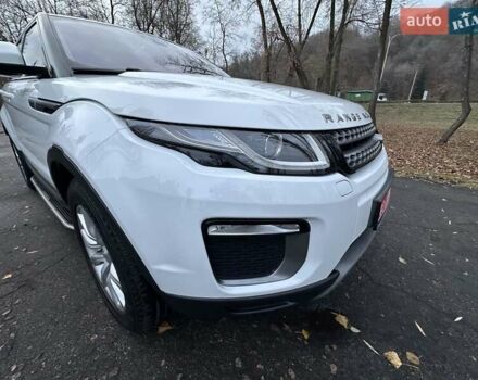 Білий Ленд Ровер Рендж Ровер Евок, об'ємом двигуна 2 л та пробігом 88 тис. км за 19999 $, фото 32 на Automoto.ua