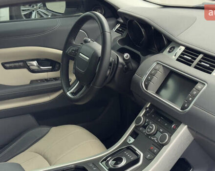 Білий Ленд Ровер Рендж Ровер Евок, об'ємом двигуна 2 л та пробігом 165 тис. км за 15400 $, фото 13 на Automoto.ua