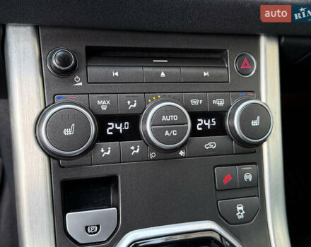 Білий Ленд Ровер Рендж Ровер Евок, об'ємом двигуна 2.18 л та пробігом 185 тис. км за 21000 $, фото 93 на Automoto.ua