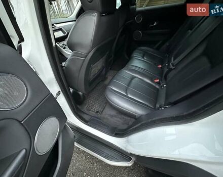 Білий Ленд Ровер Рендж Ровер Евок, об'ємом двигуна 2 л та пробігом 88 тис. км за 19999 $, фото 17 на Automoto.ua