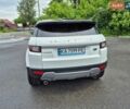 Білий Ленд Ровер Рендж Ровер Евок, об'ємом двигуна 2.18 л та пробігом 186 тис. км за 22000 $, фото 6 на Automoto.ua