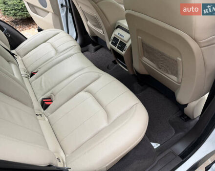 Белый Ленд Ровер Рендж Ровер Эвок, объемом двигателя 2 л и пробегом 56 тыс. км за 21300 $, фото 23 на Automoto.ua