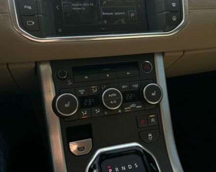 Білий Ленд Ровер Рендж Ровер Евок, об'ємом двигуна 2 л та пробігом 184 тис. км за 18780 $, фото 17 на Automoto.ua