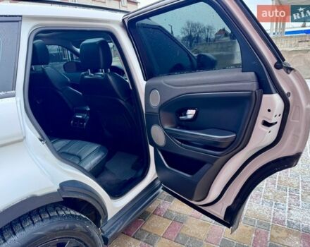 Белый Ленд Ровер Рендж Ровер Эвок, объемом двигателя 2 л и пробегом 184 тыс. км за 22500 $, фото 29 на Automoto.ua