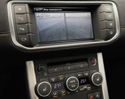 Білий Ленд Ровер Рендж Ровер Евок, об'ємом двигуна 2 л та пробігом 122 тис. км за 26999 $, фото 23 на Automoto.ua