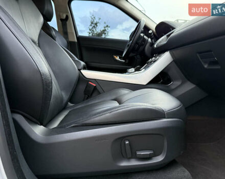 Белый Ленд Ровер Рендж Ровер Эвок, объемом двигателя 2.2 л и пробегом 90 тыс. км за 22999 $, фото 21 на Automoto.ua