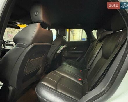 Білий Ленд Ровер Рендж Ровер Евок, об'ємом двигуна 2 л та пробігом 120 тис. км за 23200 $, фото 7 на Automoto.ua