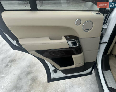 Білий Ленд Ровер Рендж Ровер Евок, об'ємом двигуна 3 л та пробігом 190 тис. км за 21999 $, фото 9 на Automoto.ua
