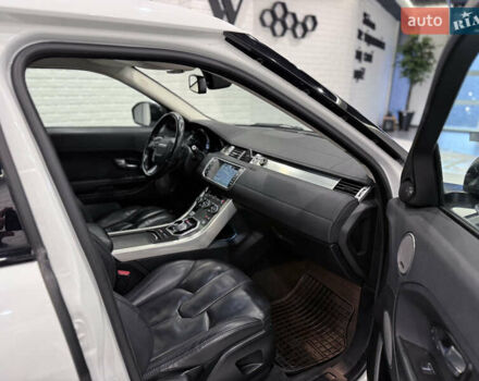 Білий Ленд Ровер Рендж Ровер Евок, об'ємом двигуна 2.18 л та пробігом 185 тис. км за 21000 $, фото 13 на Automoto.ua