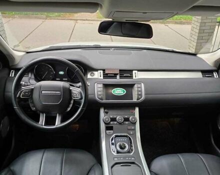 Белый Ленд Ровер Рендж Ровер Эвок, объемом двигателя 2 л и пробегом 127 тыс. км за 19900 $, фото 11 на Automoto.ua