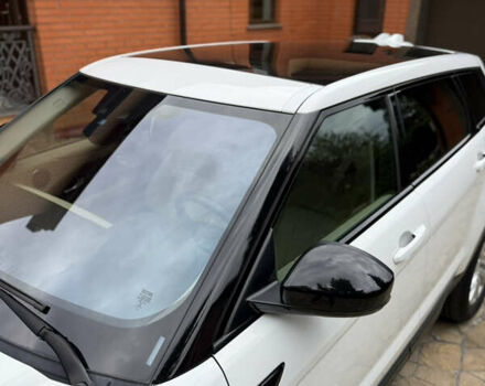 Белый Ленд Ровер Рендж Ровер Эвок, объемом двигателя 2 л и пробегом 56 тыс. км за 21300 $, фото 13 на Automoto.ua