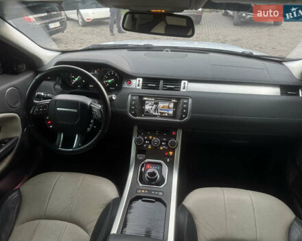 Белый Ленд Ровер Рендж Ровер Эвок, объемом двигателя 2 л и пробегом 150 тыс. км за 14800 $, фото 32 на Automoto.ua