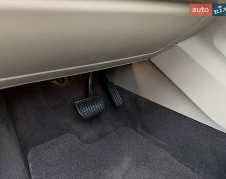 Белый Ленд Ровер Рендж Ровер Эвок, объемом двигателя 2 л и пробегом 56 тыс. км за 21300 $, фото 40 на Automoto.ua