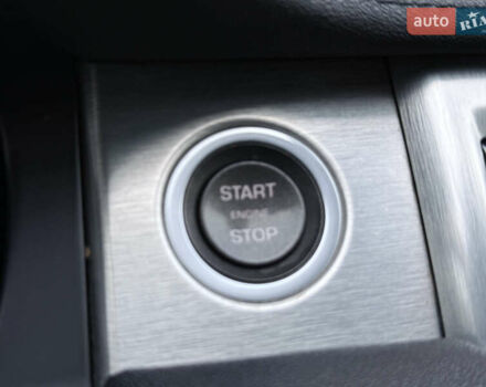 Білий Ленд Ровер Рендж Ровер Евок, об'ємом двигуна 2.18 л та пробігом 185 тис. км за 21000 $, фото 22 на Automoto.ua