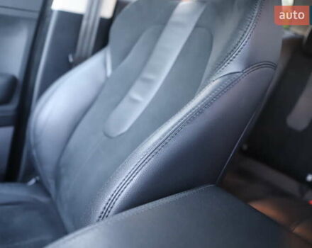 Білий Ленд Ровер Рендж Ровер Евок, об'ємом двигуна 2.2 л та пробігом 94 тис. км за 23899 $, фото 75 на Automoto.ua