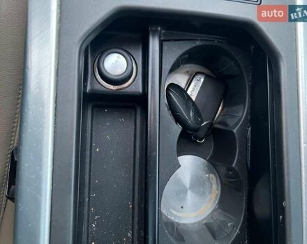 Белый Ленд Ровер Рендж Ровер Эвок, объемом двигателя 2 л и пробегом 68 тыс. км за 23490 $, фото 25 на Automoto.ua