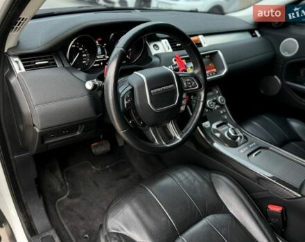 Білий Ленд Ровер Рендж Ровер Евок, об'ємом двигуна 2 л та пробігом 145 тис. км за 21500 $, фото 24 на Automoto.ua