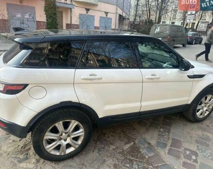 Білий Ленд Ровер Рендж Ровер Евок, об'ємом двигуна 2 л та пробігом 65 тис. км за 21800 $, фото 3 на Automoto.ua