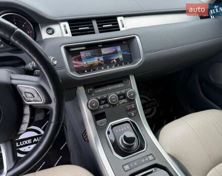 Білий Ленд Ровер Рендж Ровер Евок, об'ємом двигуна 2 л та пробігом 147 тис. км за 23500 $, фото 66 на Automoto.ua