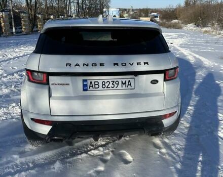 Білий Ленд Ровер Рендж Ровер Евок, об'ємом двигуна 2 л та пробігом 158 тис. км за 24000 $, фото 7 на Automoto.ua