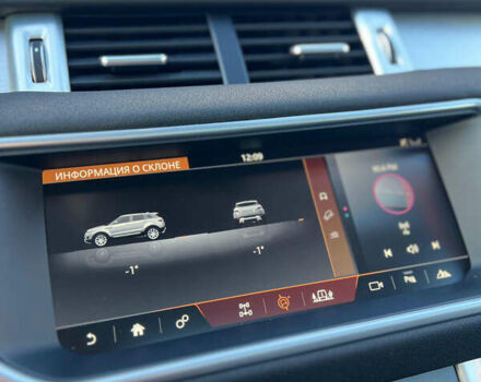 Білий Ленд Ровер Рендж Ровер Евок, об'ємом двигуна 2 л та пробігом 80 тис. км за 22900 $, фото 10 на Automoto.ua