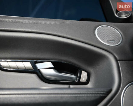 Белый Ленд Ровер Рендж Ровер Эвок, объемом двигателя 2 л и пробегом 48 тыс. км за 23498 $, фото 51 на Automoto.ua