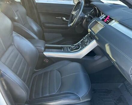 Білий Ленд Ровер Рендж Ровер Евок, об'ємом двигуна 2 л та пробігом 158 тис. км за 24000 $, фото 16 на Automoto.ua