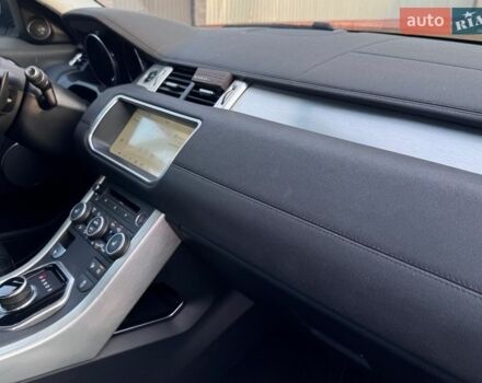 Білий Ленд Ровер Рендж Ровер Евок, об'ємом двигуна 2 л та пробігом 120 тис. км за 18500 $, фото 25 на Automoto.ua