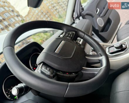 Белый Ленд Ровер Рендж Ровер Эвок, объемом двигателя 2 л и пробегом 90 тыс. км за 19850 $, фото 70 на Automoto.ua