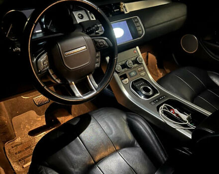 Белый Ленд Ровер Рендж Ровер Эвок, объемом двигателя 2 л и пробегом 206 тыс. км за 24000 $, фото 8 на Automoto.ua