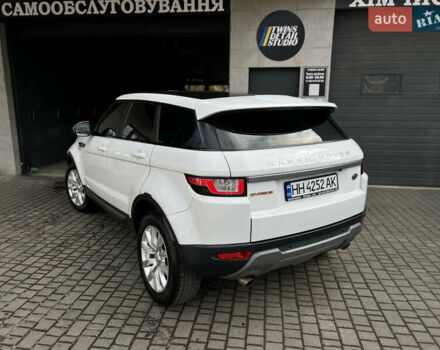 Білий Ленд Ровер Рендж Ровер Евок, об'ємом двигуна 2 л та пробігом 145 тис. км за 23000 $, фото 16 на Automoto.ua
