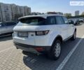 Белый Ленд Ровер Рендж Ровер Эвок, объемом двигателя 2 л и пробегом 116 тыс. км за 21000 $, фото 4 на Automoto.ua