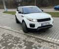 Білий Ленд Ровер Рендж Ровер Евок, об'ємом двигуна 2 л та пробігом 167 тис. км за 17777 $, фото 16 на Automoto.ua