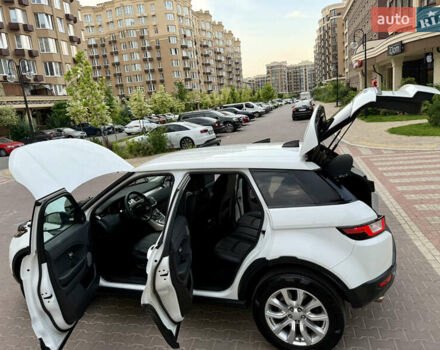 Белый Ленд Ровер Рендж Ровер Эвок, объемом двигателя 2 л и пробегом 90 тыс. км за 19850 $, фото 8 на Automoto.ua