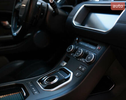 Белый Ленд Ровер Рендж Ровер Эвок, объемом двигателя 2 л и пробегом 48 тыс. км за 23498 $, фото 35 на Automoto.ua