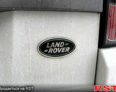 Белый Ленд Ровер Рендж Ровер Эвок, объемом двигателя 2 л и пробегом 17000 тыс. км за 17000 $, фото 8 на Automoto.ua